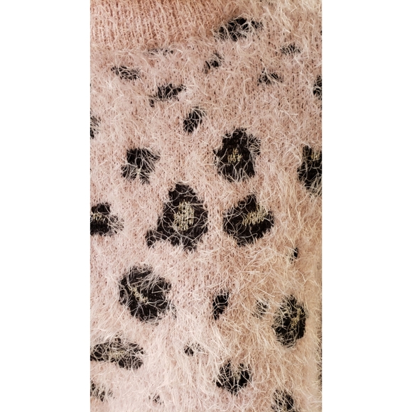 NWT Candies PlusSize Pink Leopard Cozy Sweater XXL - Picture 3 of 6